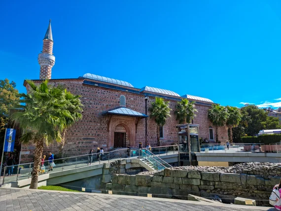 The Dzhumaya Mosque during the day