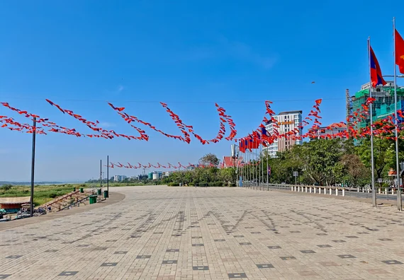 The Vientiane riverfront promenade