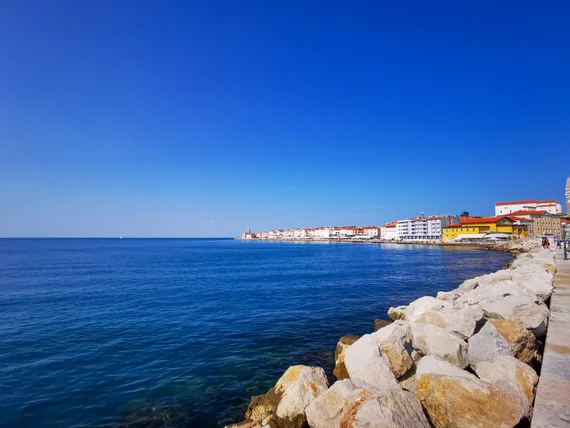 Seawall view looking back toward the town