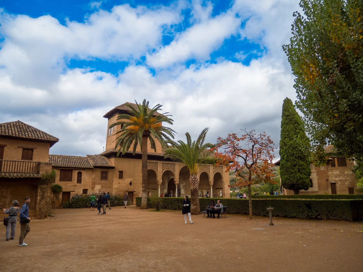 The Partal area with the Torre de las Damas