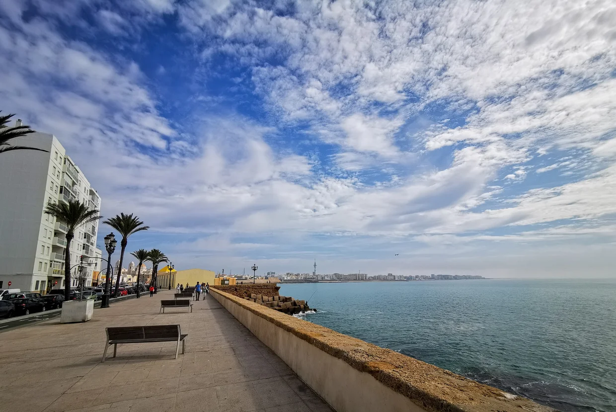 Waterfront promenade in Cádiz