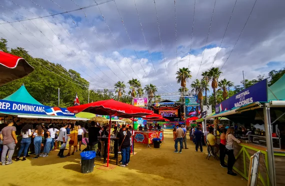 Festival de las Naciones in Sevilla