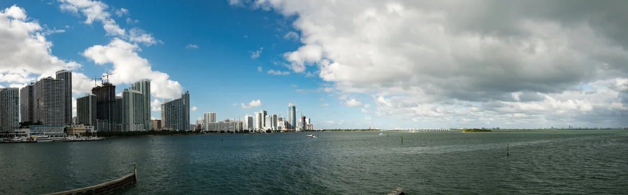 Causeway bridge spanning Biscayne Bay