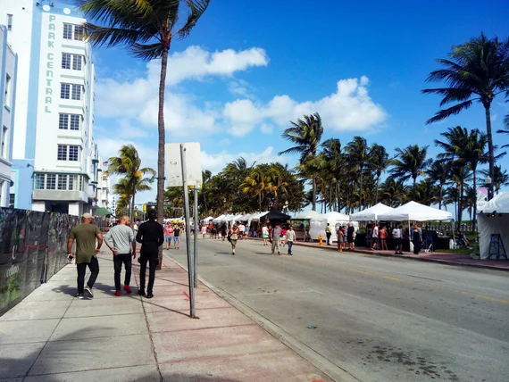 Park Central and the palm tree lined strip