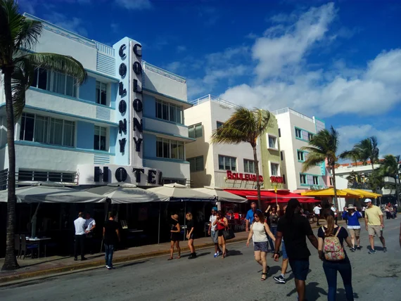 The Colony Hotel on Ocean Drive